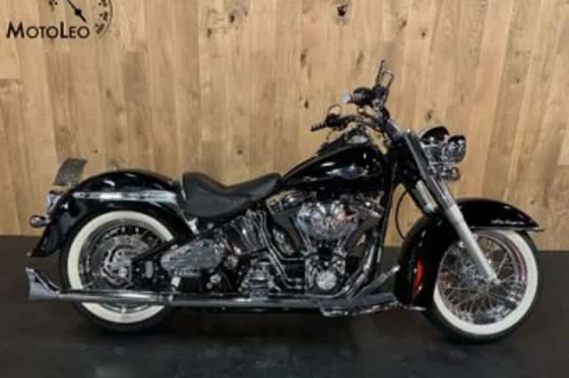 Harley-Davidson Softail (2005) thumbnail 1