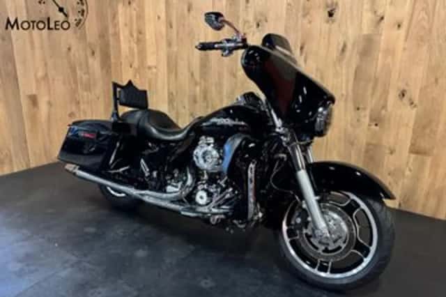 Harley-Davidson Street Glide (2012) thumbnail 2