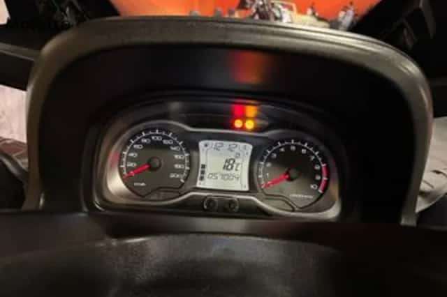 Suzuki AN 650 Burgman (2017) thumbnail 4
