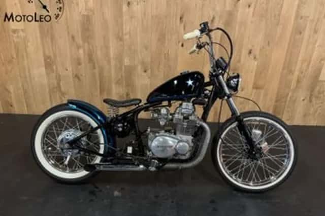 Kawasaki KZ 400 (1976) thumbnail 1