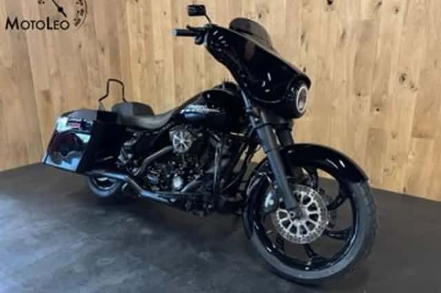 Harley-Davidson Street Glide (2012) thumbnail 3