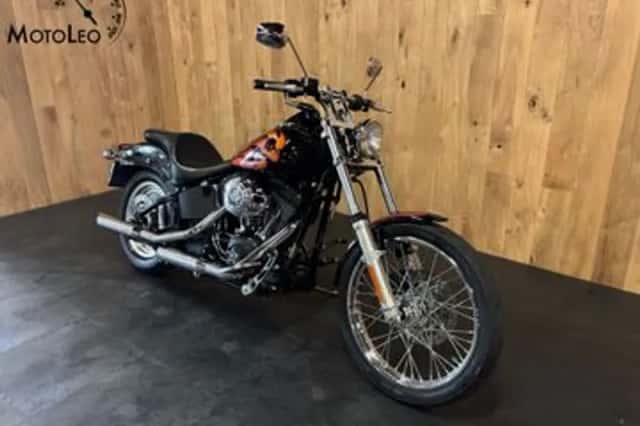 Harley-Davidson Night Train (2002) thumbnail 3