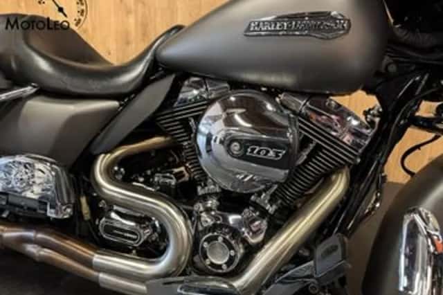 Harley-Davidson Street Glide Special (2016) thumbnail 3