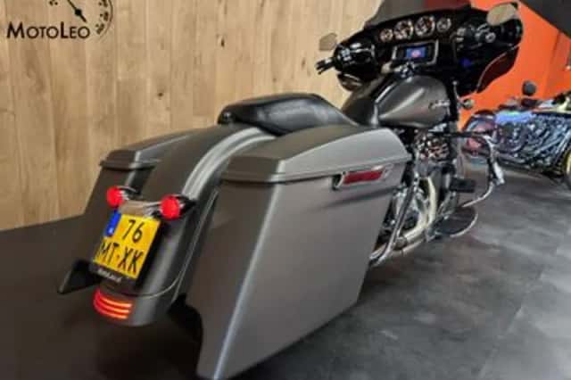 Harley-Davidson Street Glide Special (2016) thumbnail 5