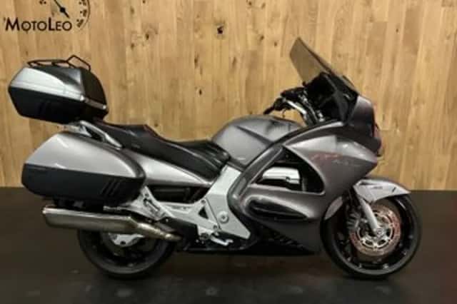 Honda ST 1300 PAN European (2002) thumbnail 1