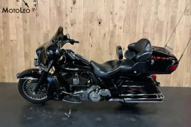 Harley-Davidson Electra Glide (2011) thumbnail 4