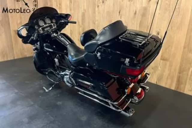 Harley-Davidson Electra Glide (2011) thumbnail 5