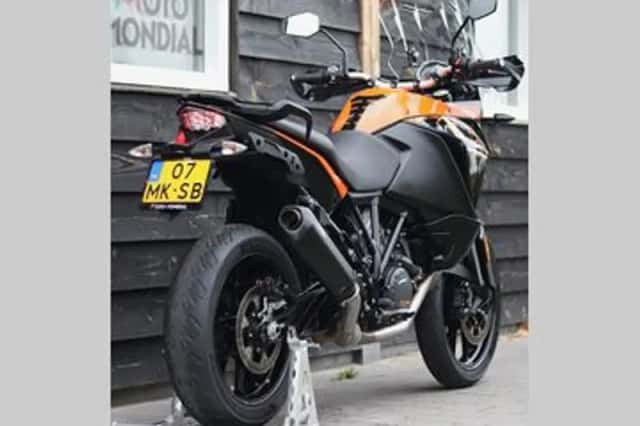 KTM 1090 ADVENTURE (2017) thumbnail 4