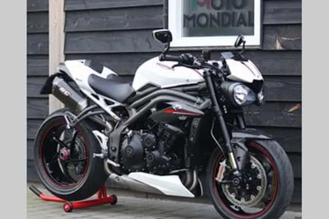 TRIUMPH SPEED TRIPLE RS (2018) thumbnail 3