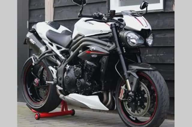 TRIUMPH SPEED TRIPLE RS (2018) thumbnail 4