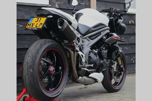 TRIUMPH SPEED TRIPLE RS (2018) thumbnail 5