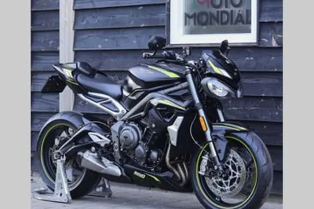TRIUMPH STREET TRIPLE 765 RS (2020) thumbnail 3