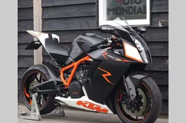 KTM 1190 RC 8 R (2010) thumbnail 3