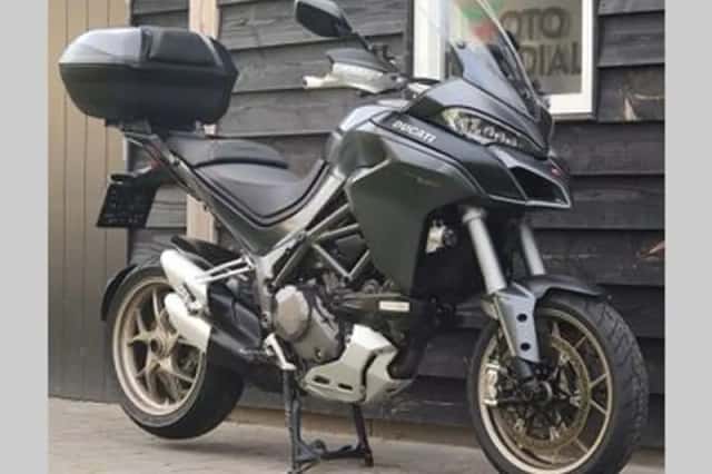 DUCATI MULTISTRADA 1260 S (2018) thumbnail 3