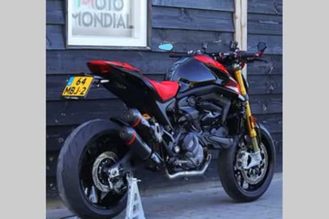 DUCATI MONSTER SP (2024) thumbnail 2
