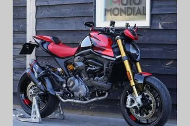 DUCATI MONSTER SP (2024) thumbnail 3