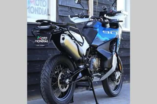 HUSQVARNA NORDEN 901 EXPEDITION (2023) thumbnail 6