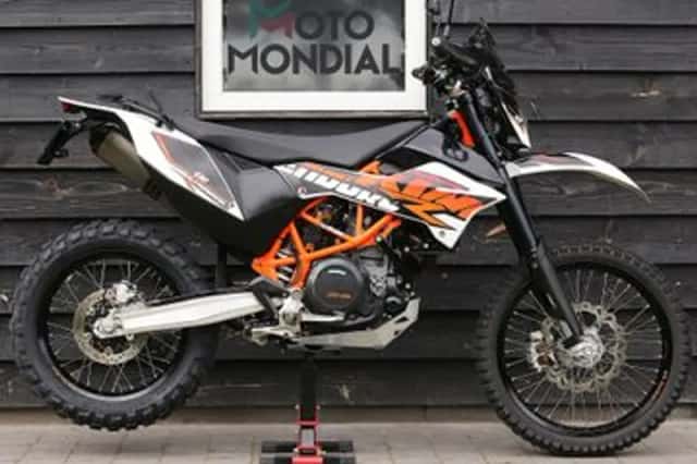 KTM 690 ENDURO R (2015) thumbnail 1