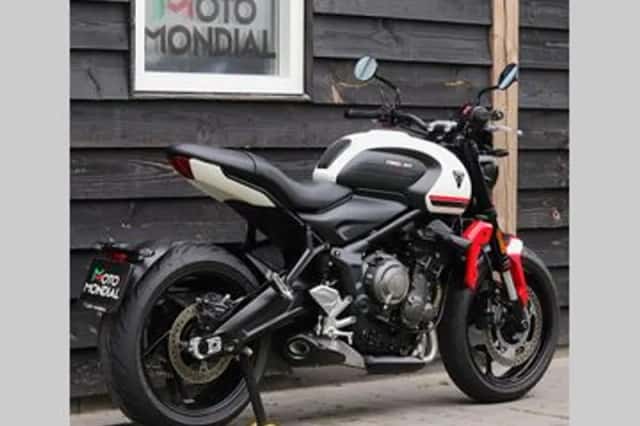 TRIUMPH TRIDENT 660 (2021) thumbnail 2