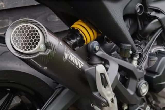 DUCATI MONSTER + (2022) thumbnail 4
