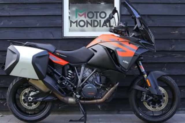 KTM 1290 Super Adventure (2019) thumbnail 1