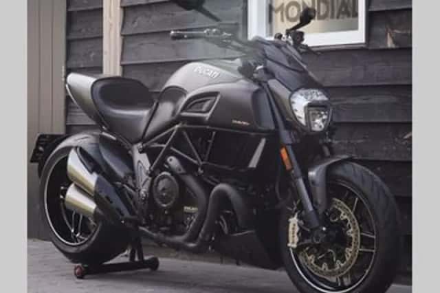 Ducati Diavel (2018) thumbnail 4