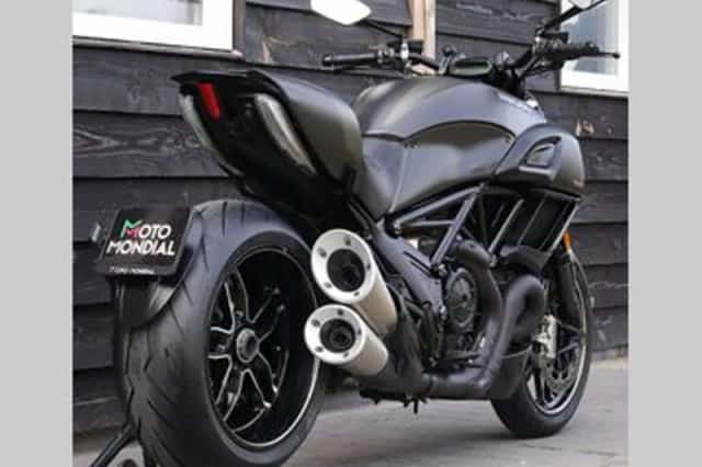 Ducati Diavel (2018) thumbnail 5