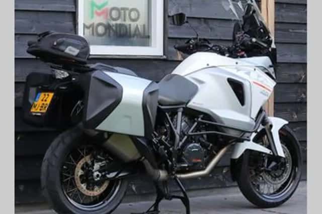 KTM 1290 Super Adventure T (2017) thumbnail 2