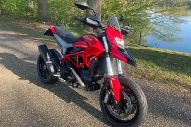 Ducati Hypermotard 939 (2018) thumbnail 2