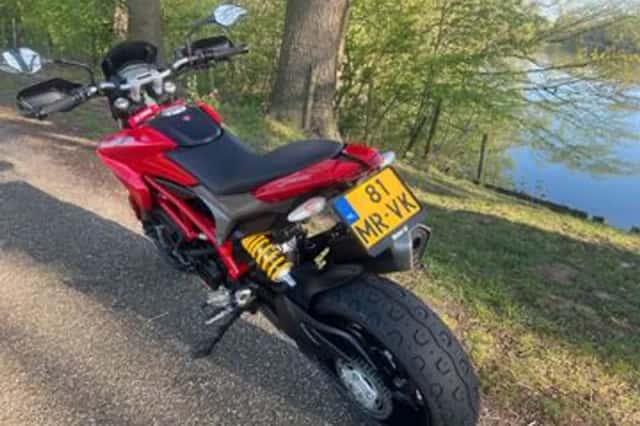 Ducati Hypermotard 939 (2018) thumbnail 4