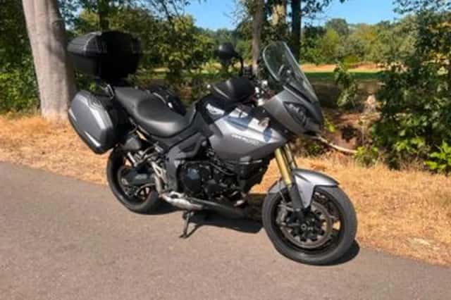 Triumph Tiger 1050 (2012) thumbnail 3