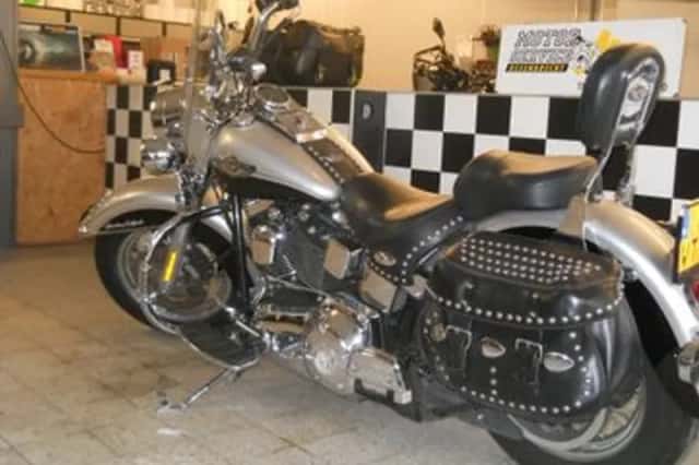Harley-Davidson Heritage Softail (2003) thumbnail 2