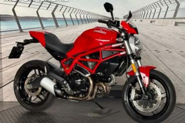 DUCATI MONSTER 797 ABS (2017) thumbnail 1