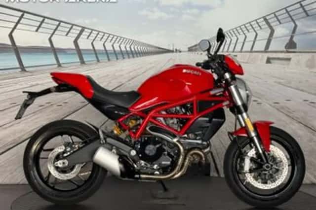 DUCATI MONSTER 797 ABS (2017) thumbnail 3