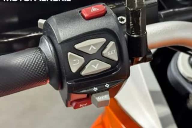 KTM 1190 Adventure (2014) thumbnail 6