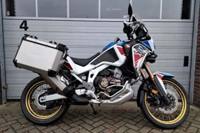 Honda Africa Twin (2022) thumbnail 1