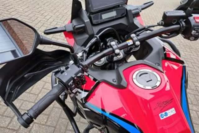Honda Africa Twin (2022) thumbnail 5