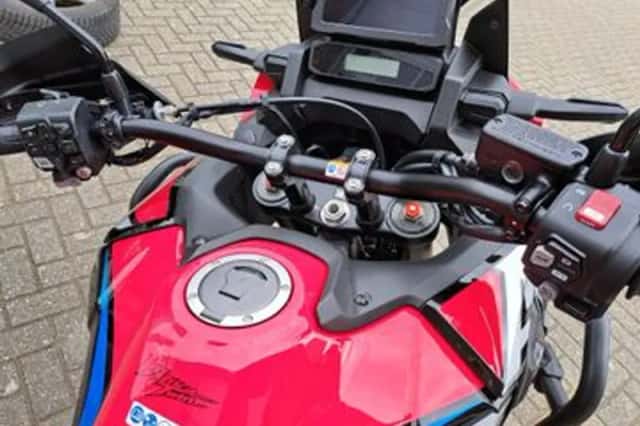 Honda Africa Twin (2022) thumbnail 6