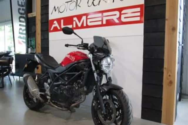Suzuki SV650 (2017) thumbnail 5