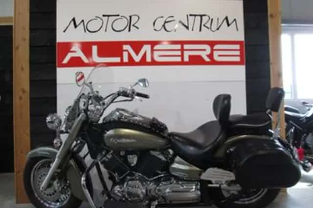 Yamaha XVS 1100 A Dragstar Classic (2005) thumbnail 1