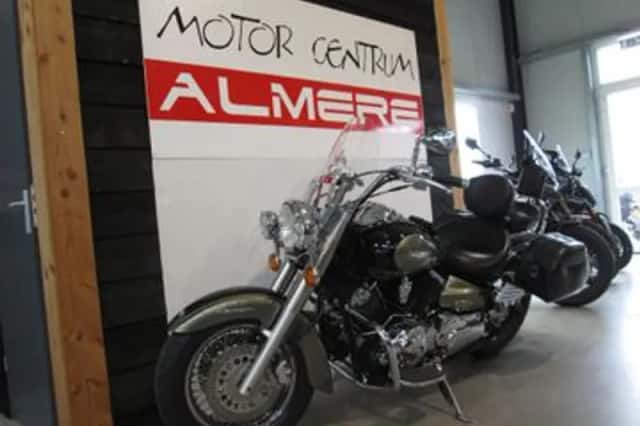 Yamaha XVS 1100 A Dragstar Classic (2005) thumbnail 3