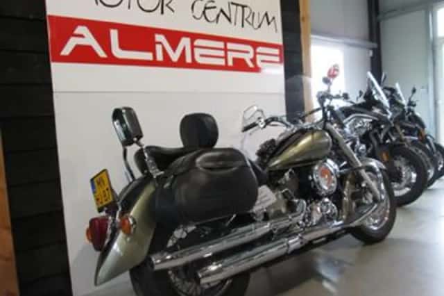 Yamaha XVS 1100 A Dragstar Classic (2005) thumbnail 6