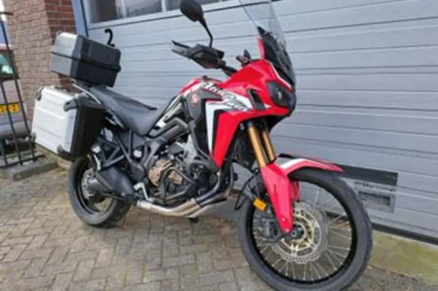 Honda Africa Twin (2018) thumbnail 2