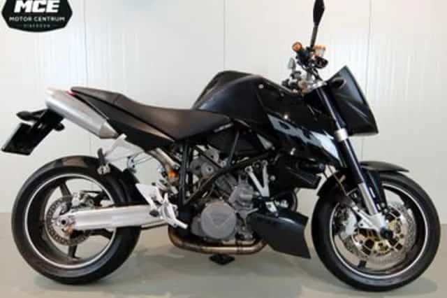 KTM Super Duke 990 (2005) thumbnail 1