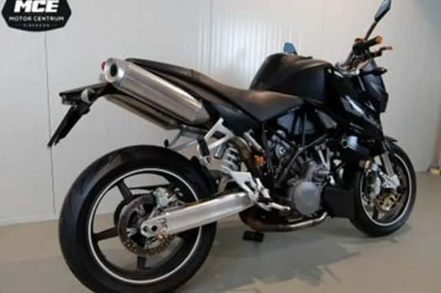 KTM Super Duke 990 (2005) thumbnail 5