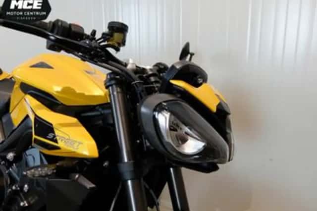 Triumph Street Triple RS (2026) thumbnail 2