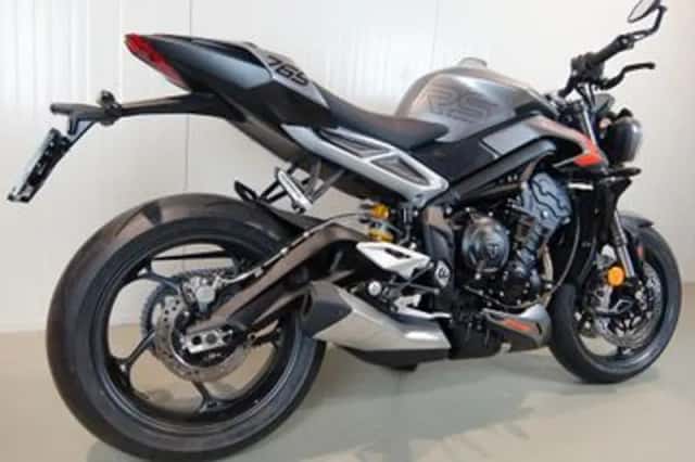 Triumph Street Triple RS (2025) thumbnail 2