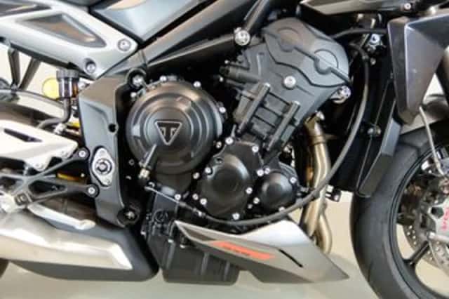 Triumph Street Triple RS (2025) thumbnail 5