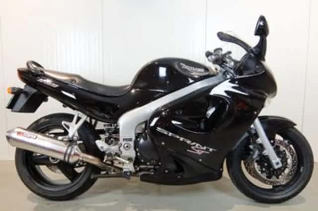 Triumph Sprint ST 955 (2002) thumbnail 1