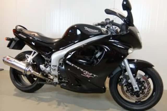 Triumph Sprint ST 955 (2002) thumbnail 4